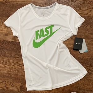 Nike dri-fit Tee Size S ....NWTags
